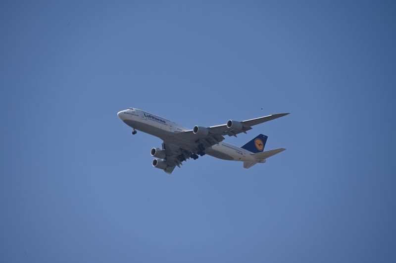 File:D-ABYR-2022.jpg
