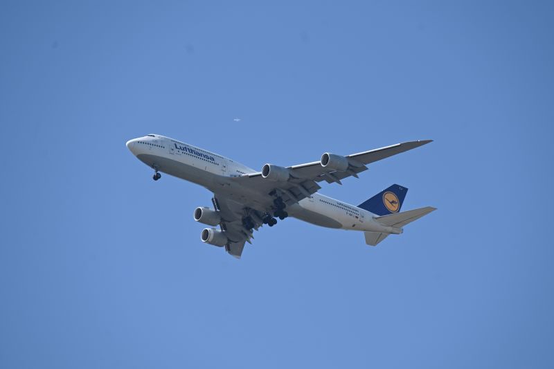 File:D-ABYJ-2026.JPG