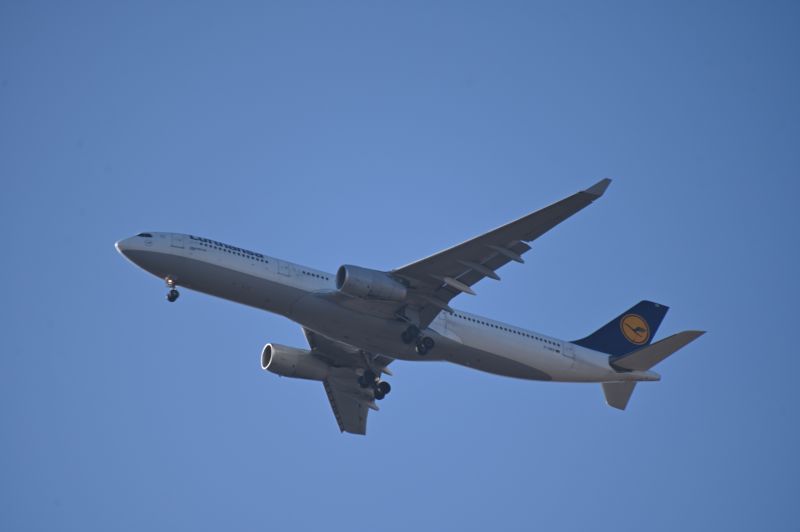 File:D-AIKK-2021.jpg